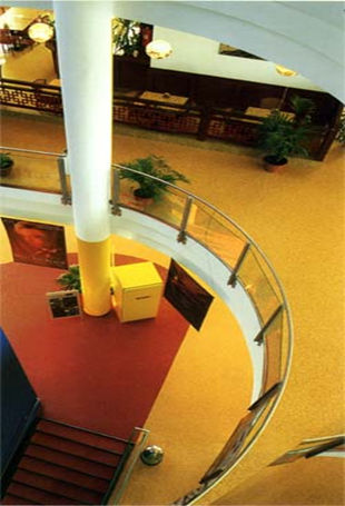 三色花橡膠地板