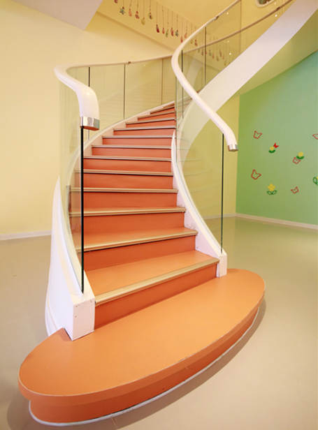 幼兒園橡膠地板_環(huán)保橡膠地板